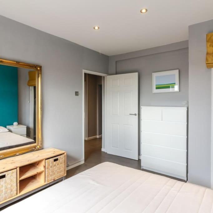Top Floor 1 Bedroom Apartment With Views Over London Luaran gambar